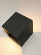 Applique Murale LED Design Ajustable – Éclairage Moderne Intérieur/Extérieur